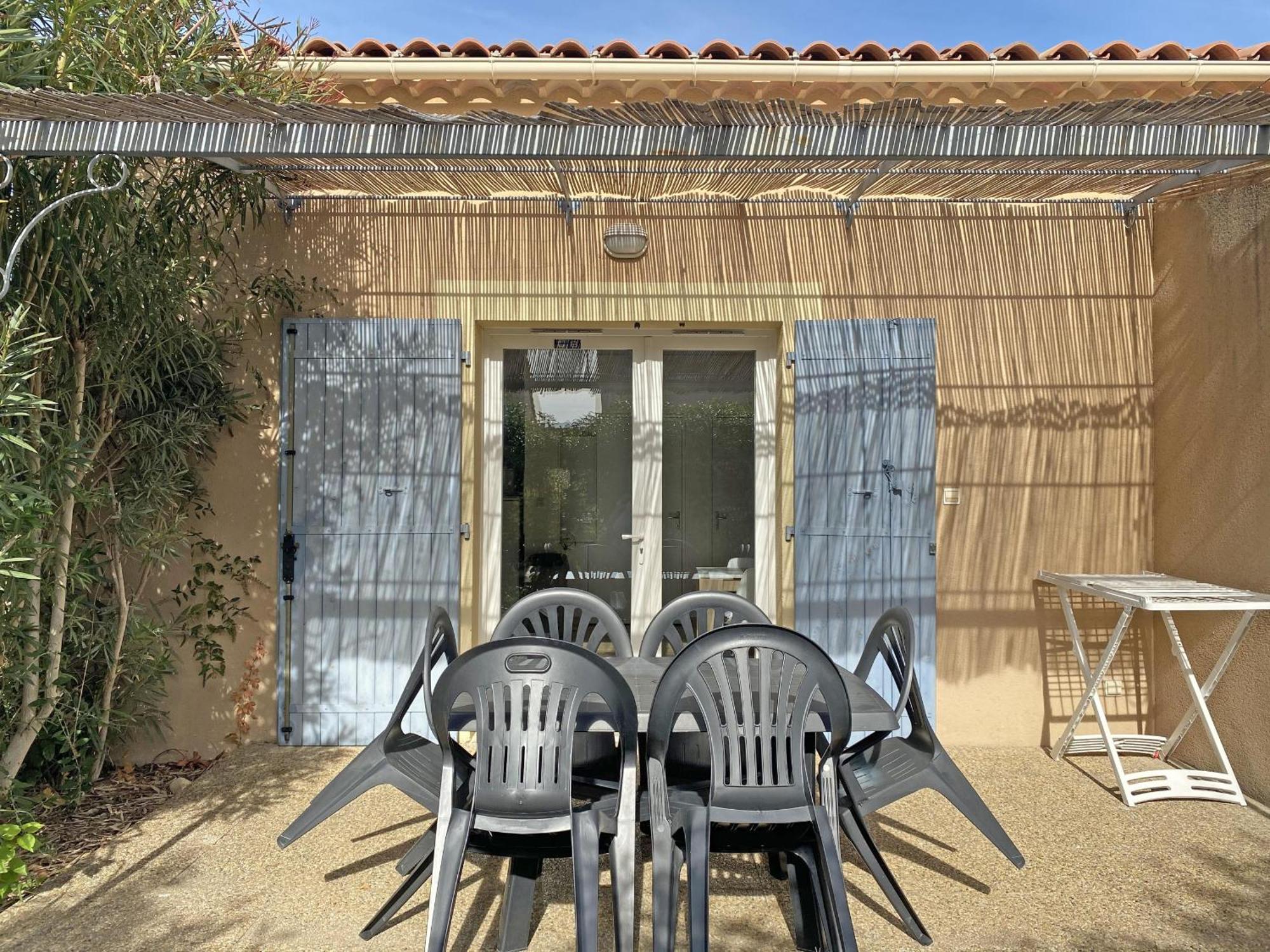 Pleasant Gite, With Collective Heated Swimming Pool, In The Heart Of The Alpilles In Mouries, 4/6 People. Villa Eksteriør billede